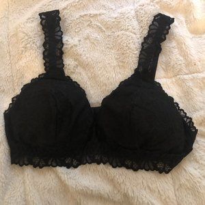 No boundaries padded black lace bralette